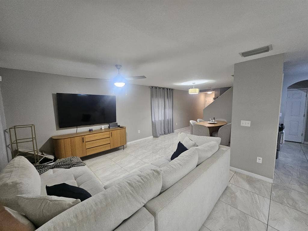 Room for rent in Riverview. 850$