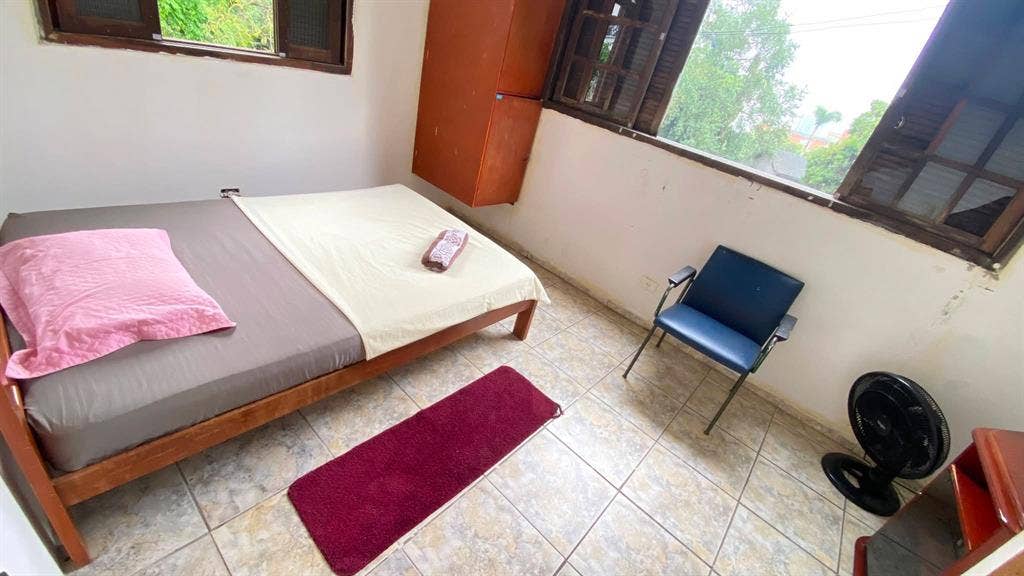 Quarto privativo perto da praia