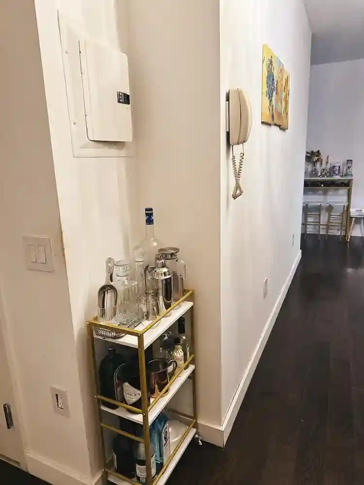 Master bedroom at 95 Wall Street