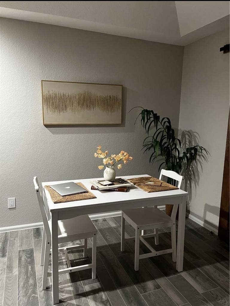 Female R private bed/ba scottsdale