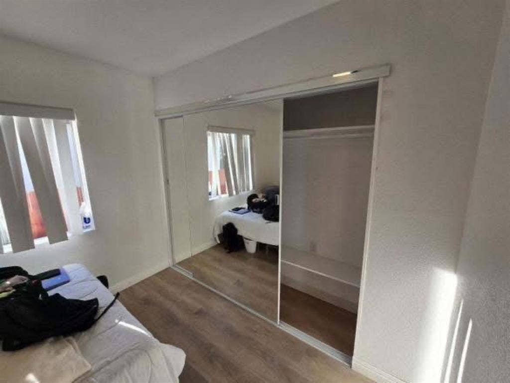 College Grove Room available 8/1