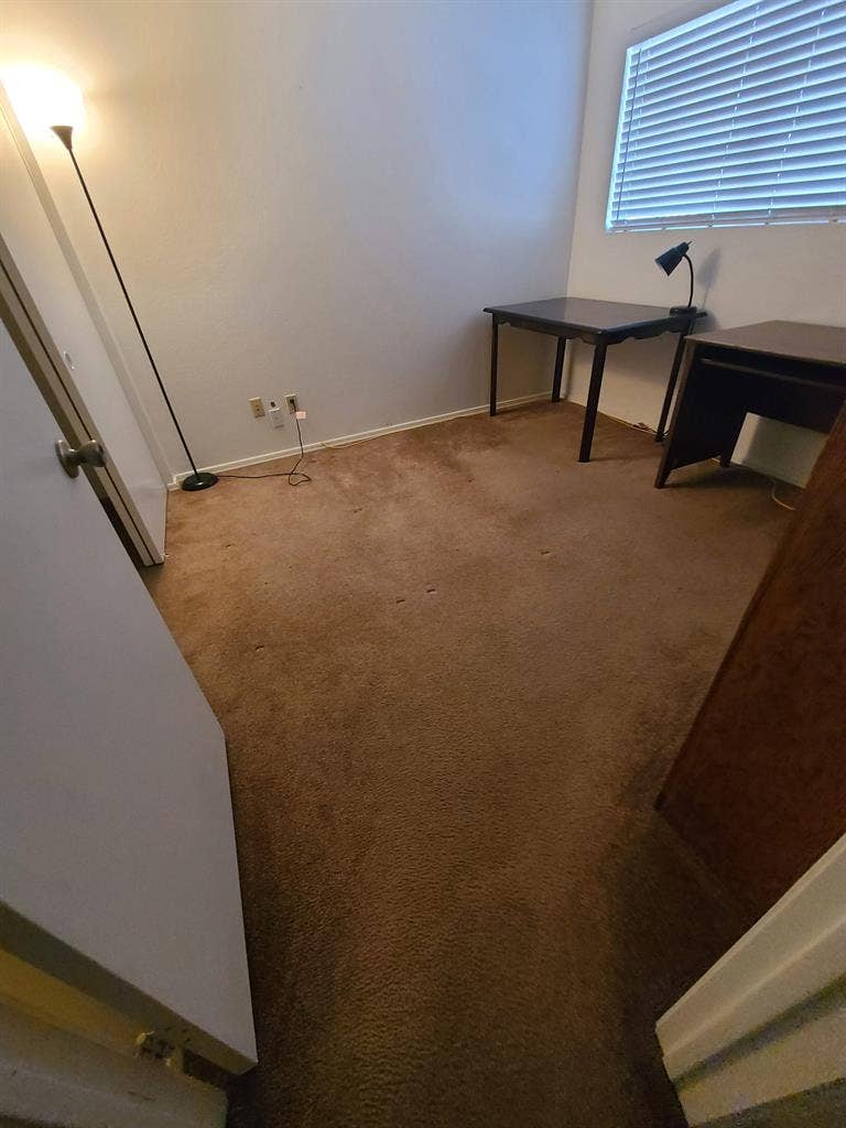 Room for rent in real nice house