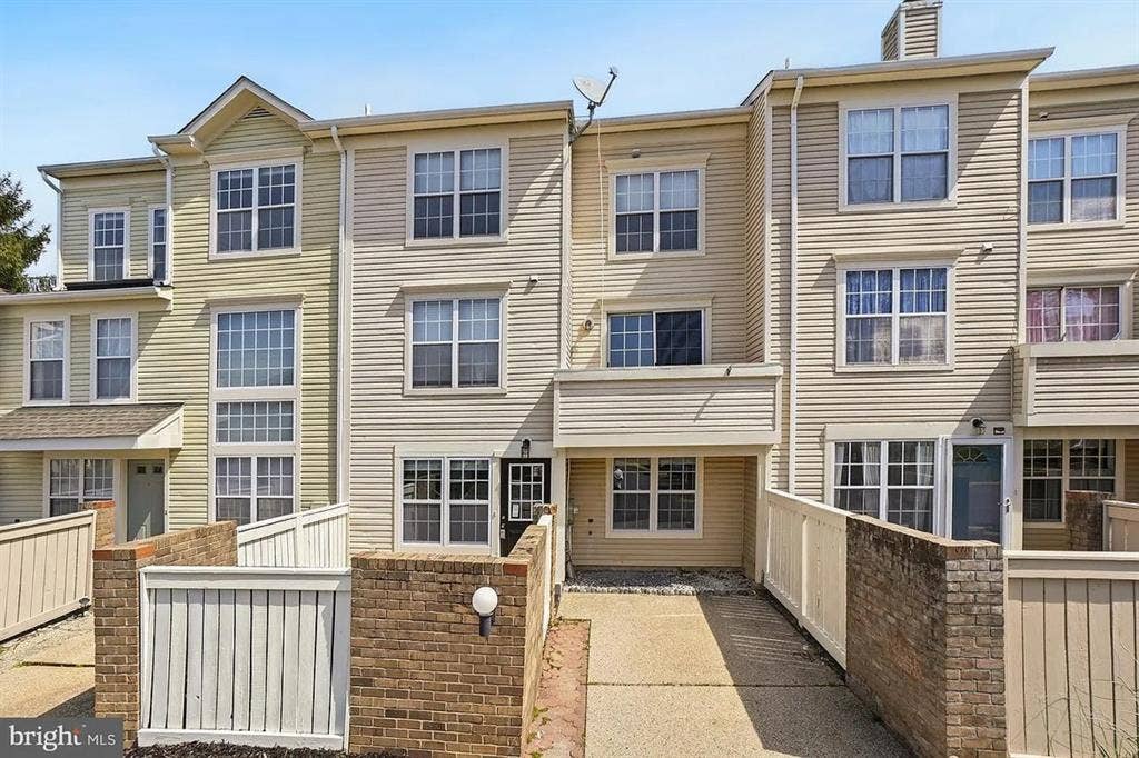 2 available rooms for rent
