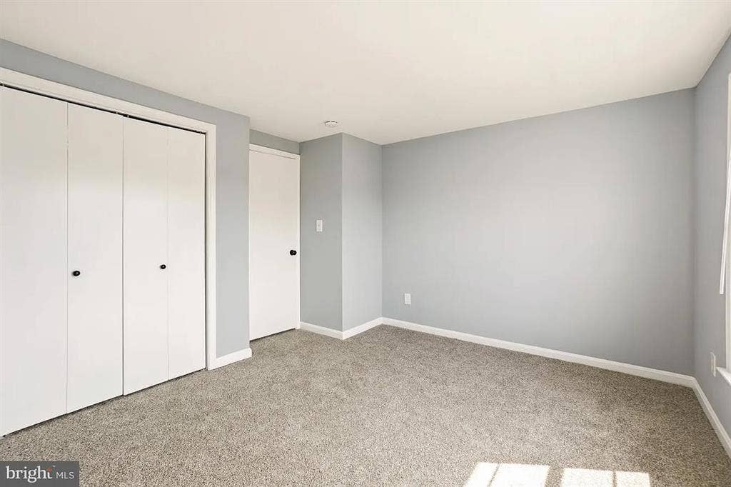 2 available rooms for rent