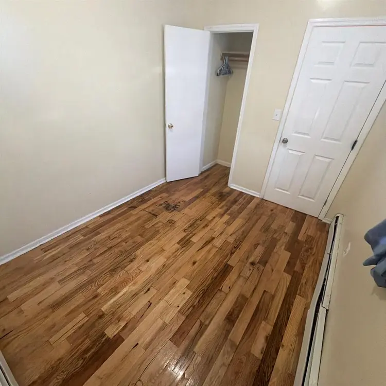Private Room Available Immediately