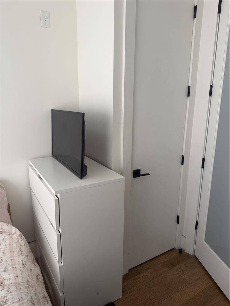 2 Rooms Available in Bushwick