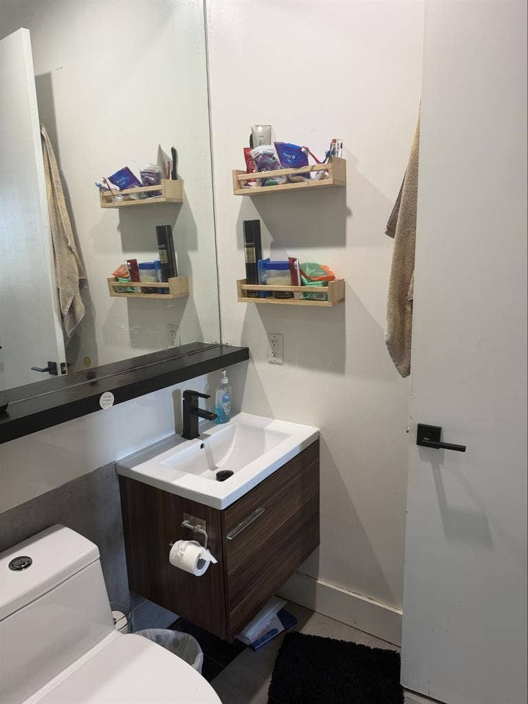2 Rooms Available in Bushwick