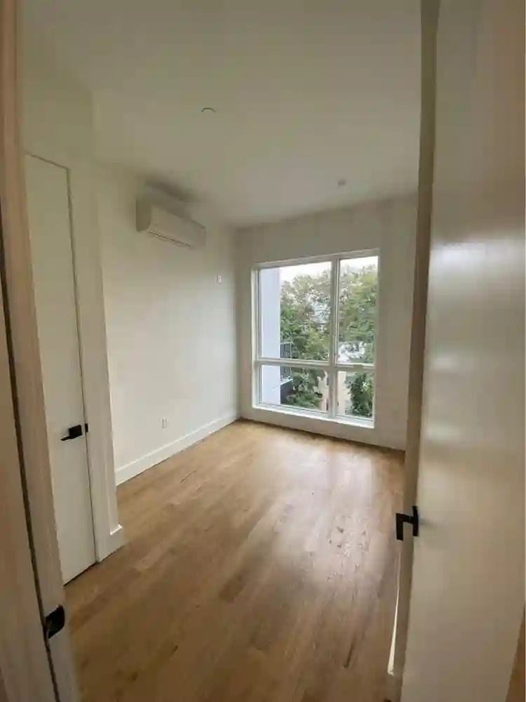 2 Rooms Available in Bushwick