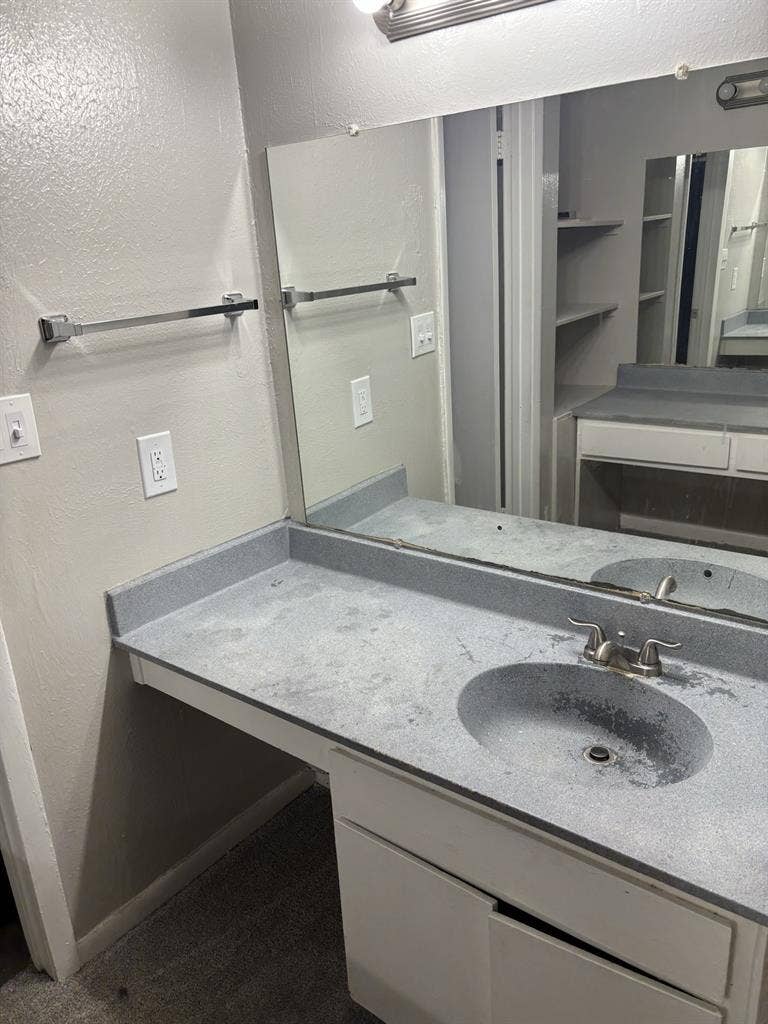 Pet-Friendly 2BR Near MARTA