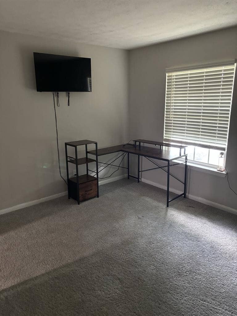 Pet-Friendly 2BR Near MARTA