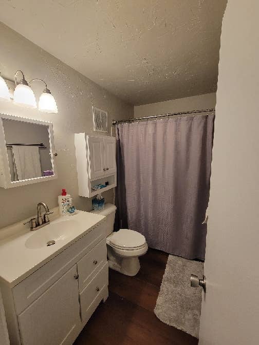 Clean quiet room with a pool