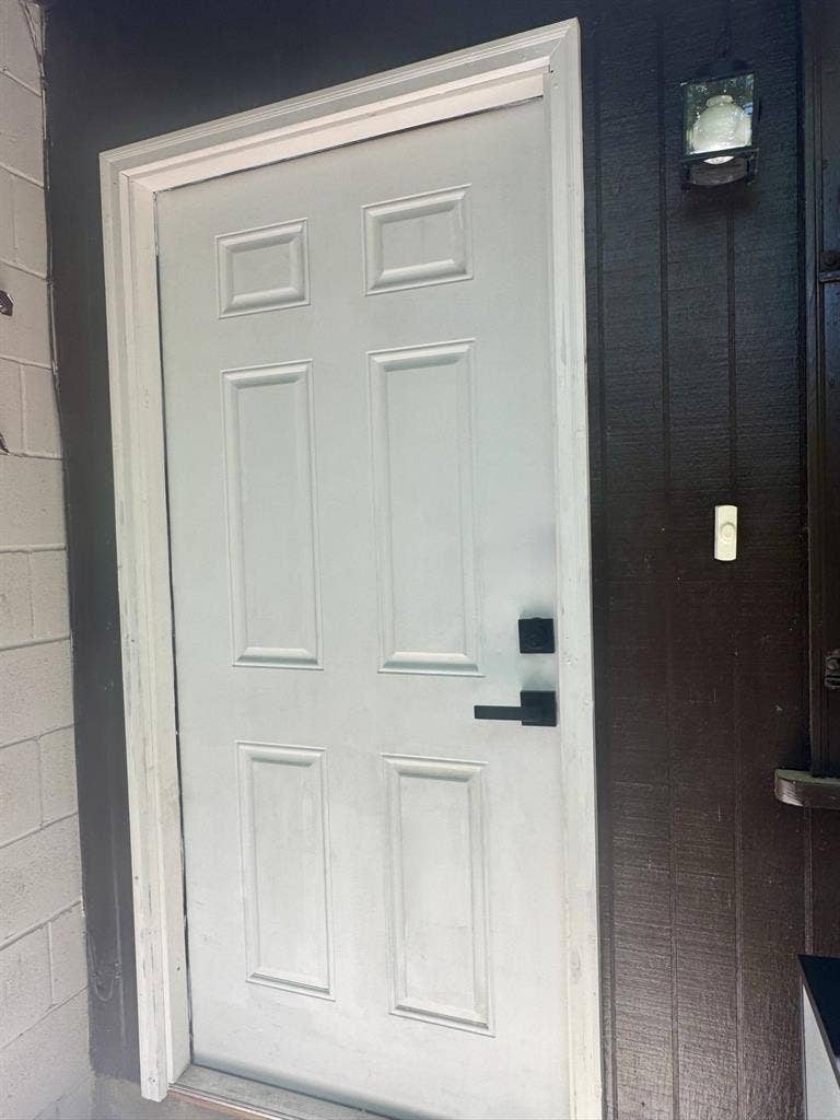 Private Room Available July 6th
