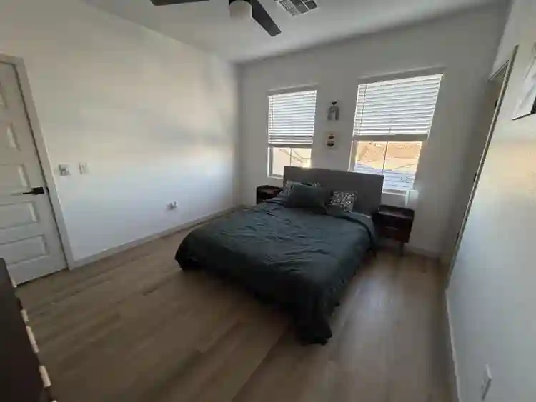 Room for Rent!