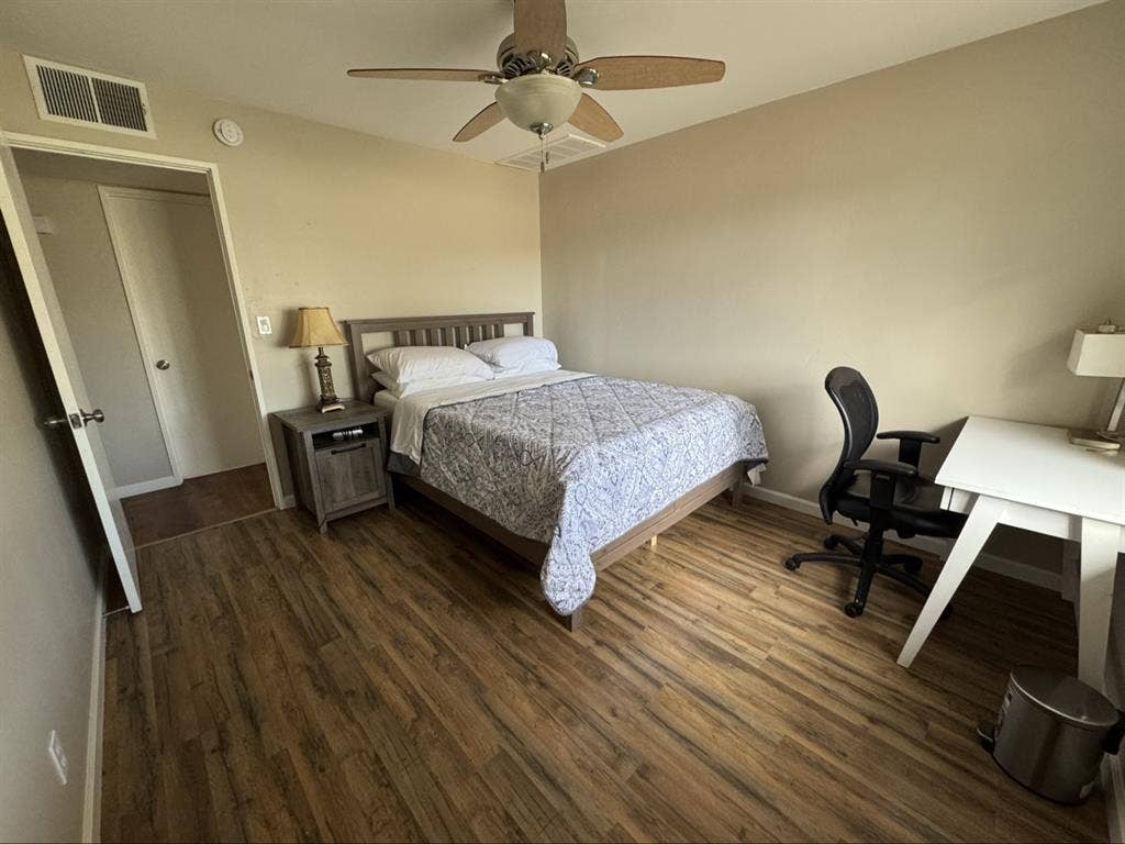 Rooms for rent