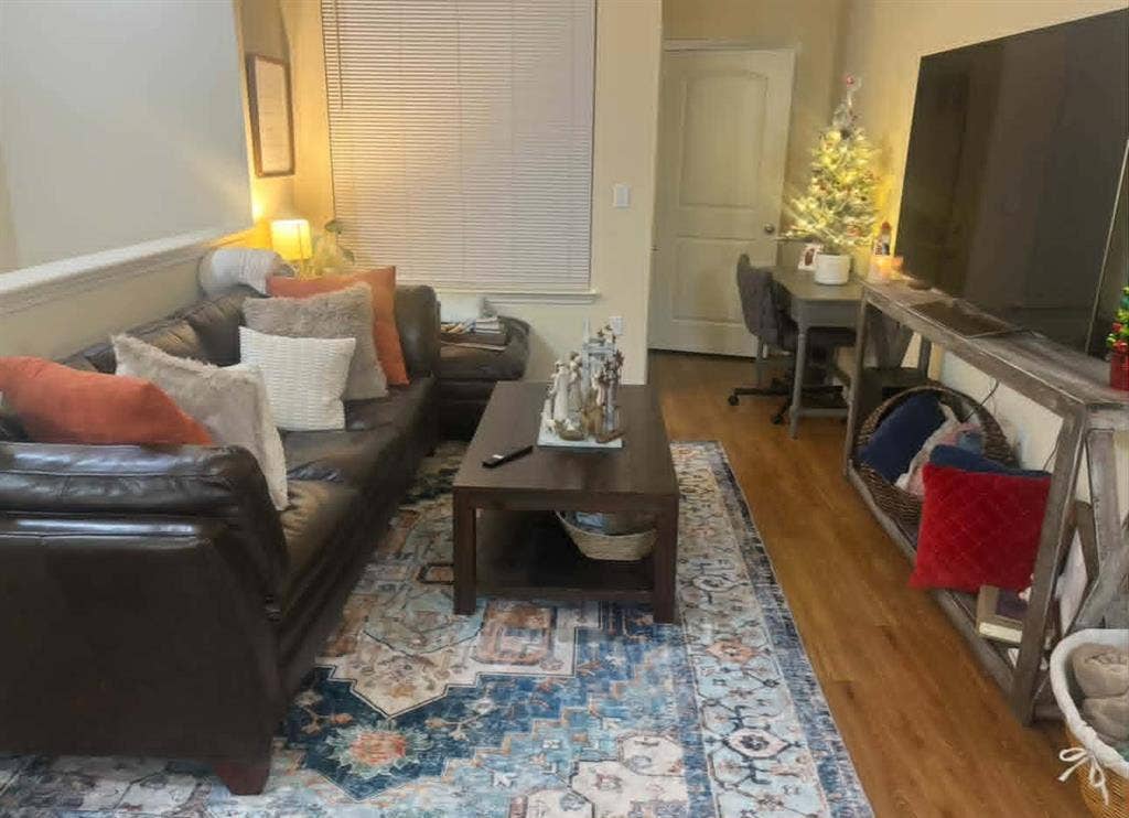 Private Furnished Bedroom & Bath