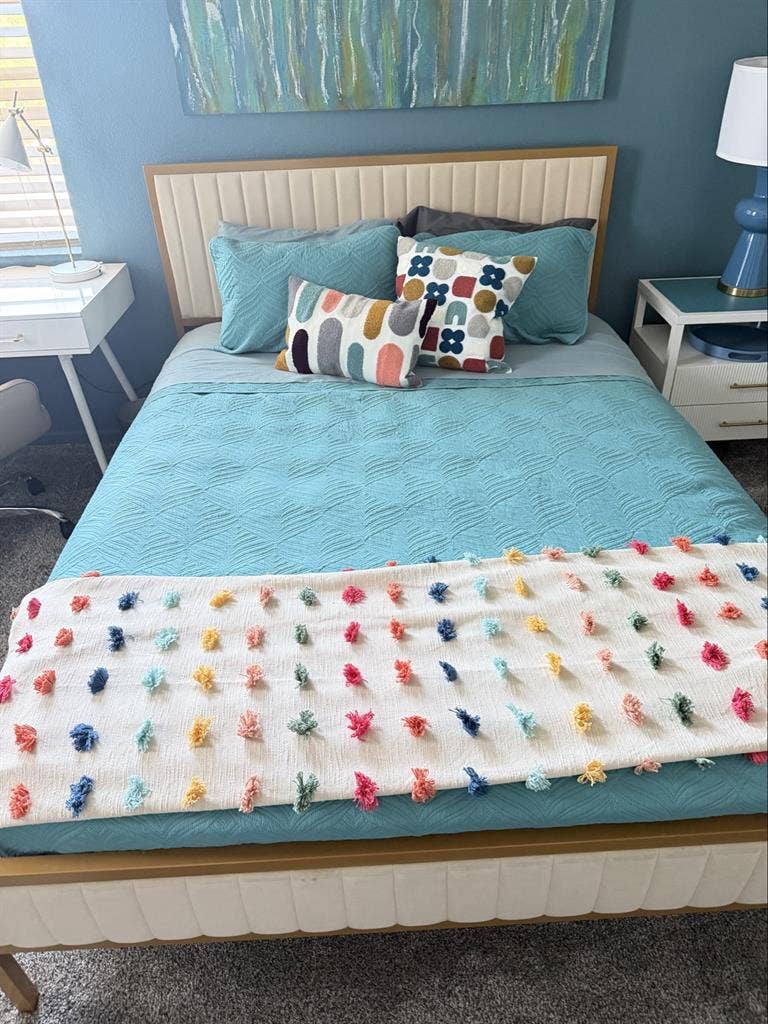 New furnished mini master suite
