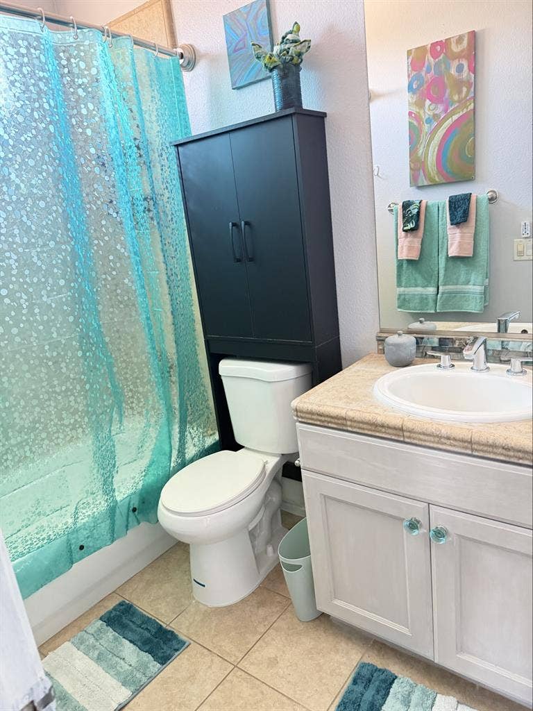 New furnished mini master suite