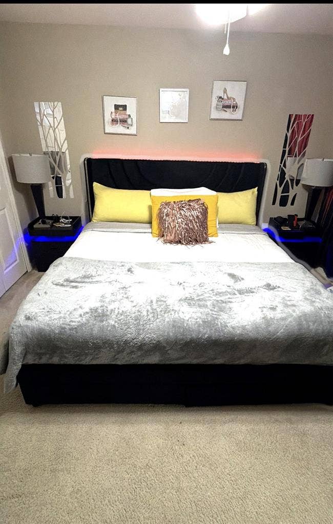 I looking for a roommate.