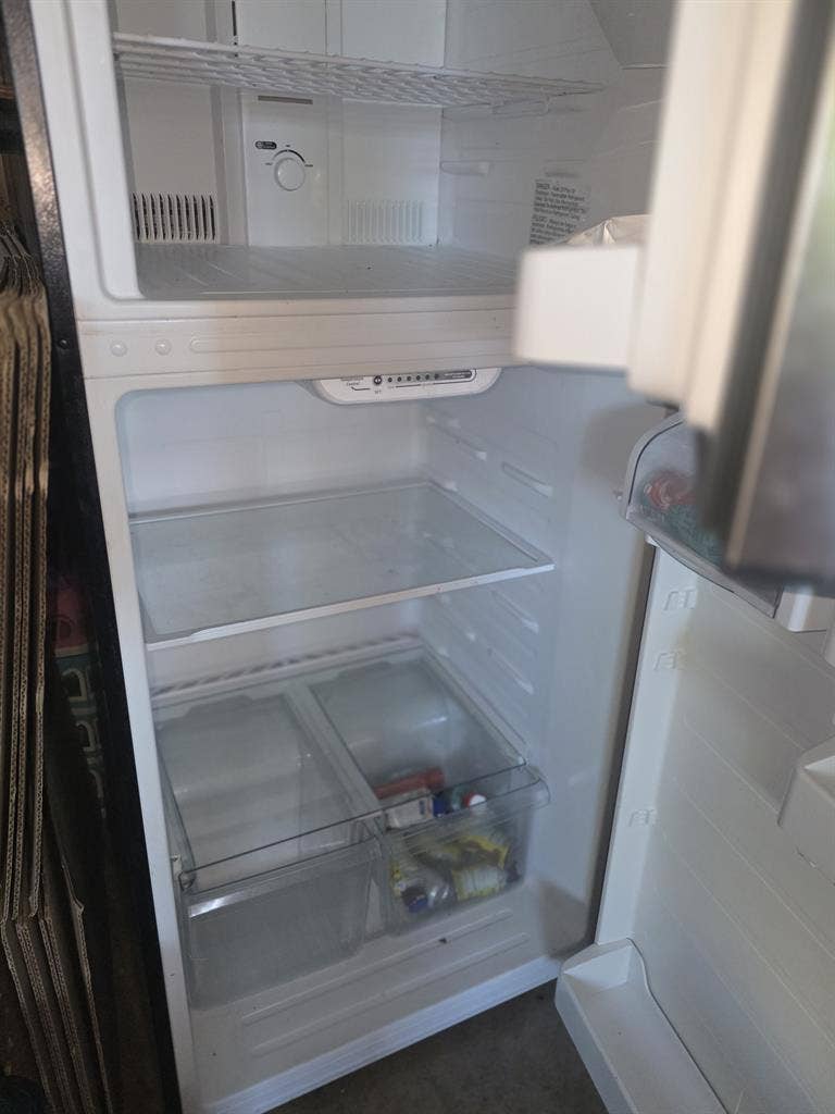 Private room for rent with a family
