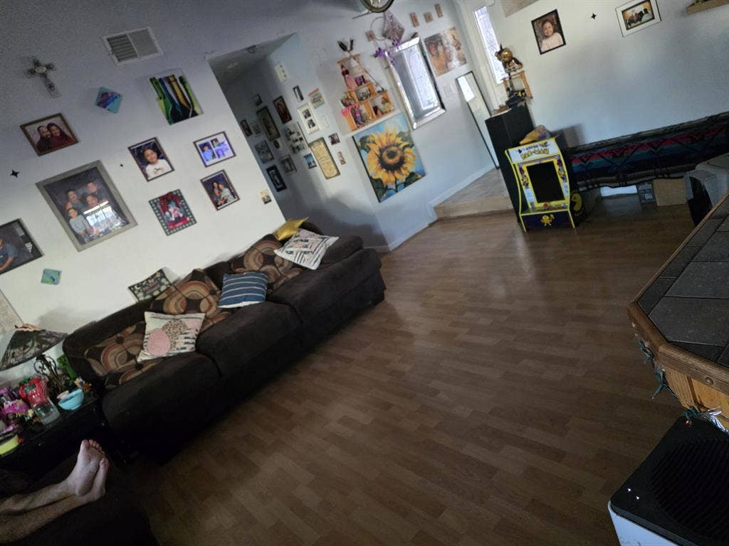 Private room for rent with a family