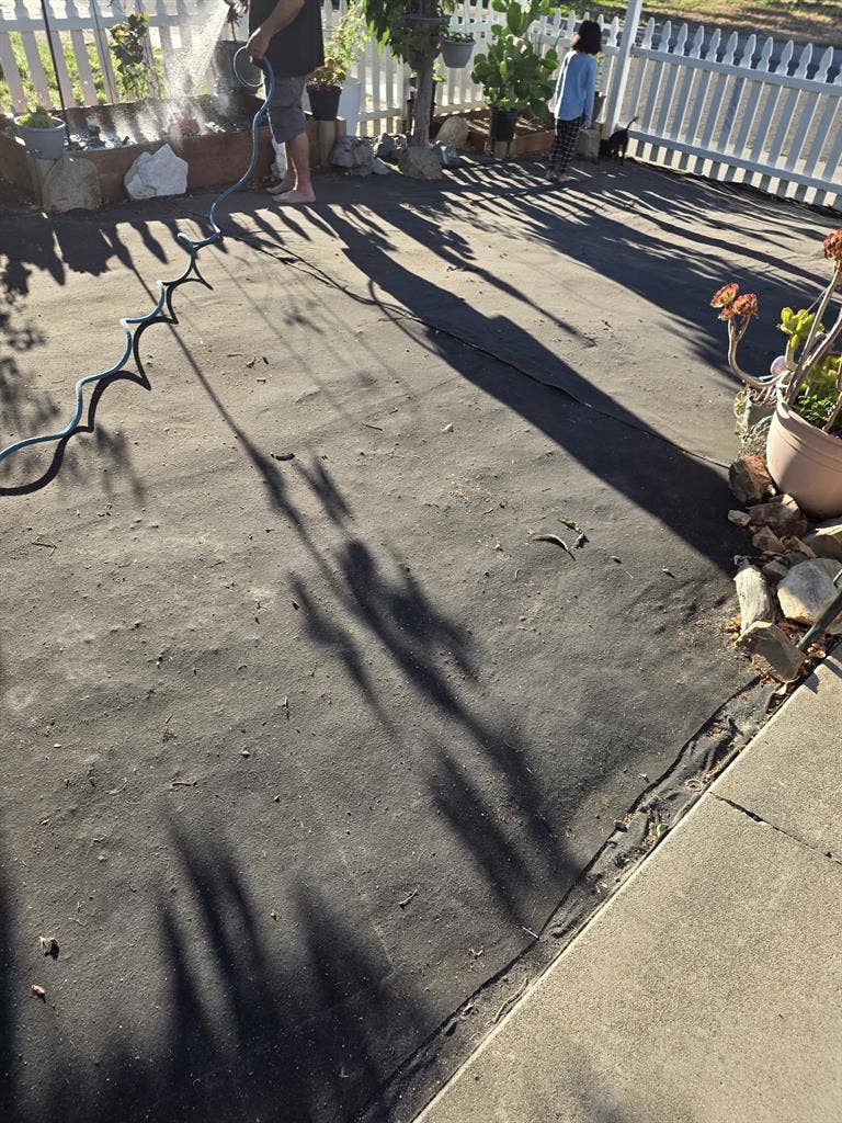 Private room for rent with a family