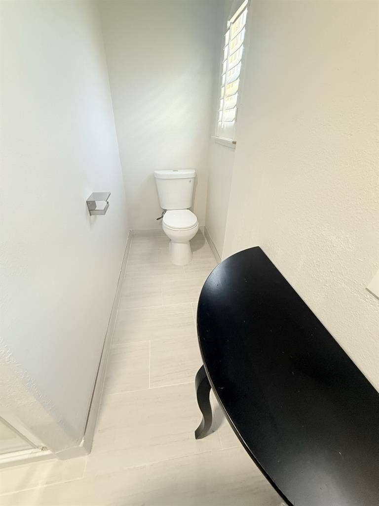 Furnished room for rent in Perris.