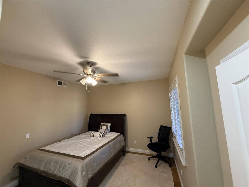 Furnished room for rent in Perris.