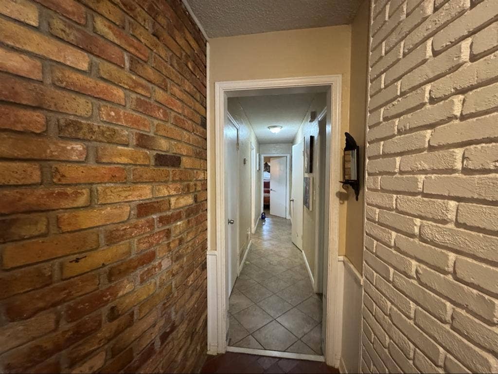 Large room in artistic house