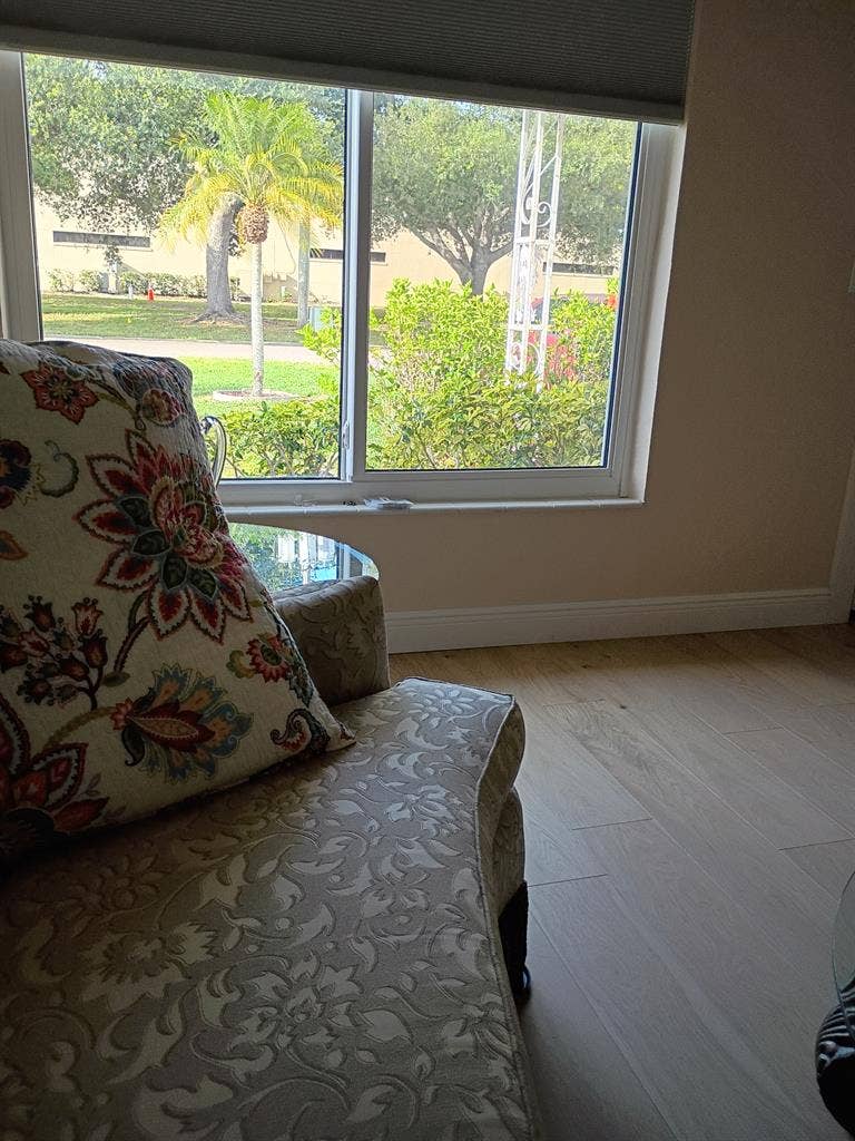 SHARE 2 BR 2BA HOME