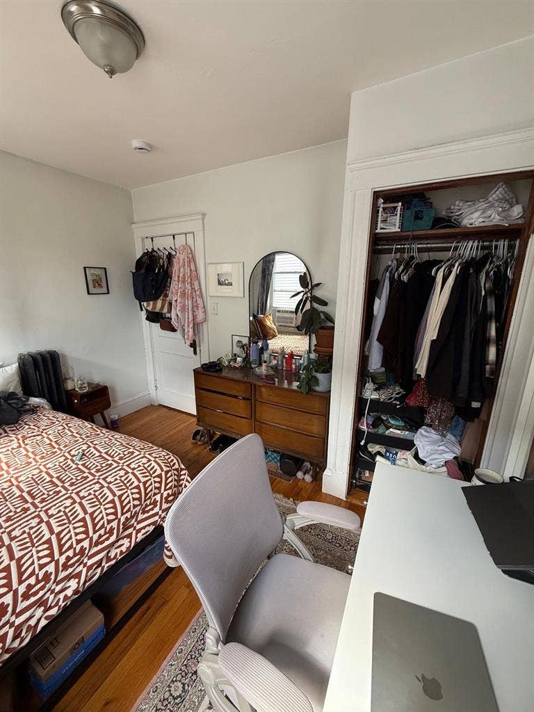 Looking for sublet for August