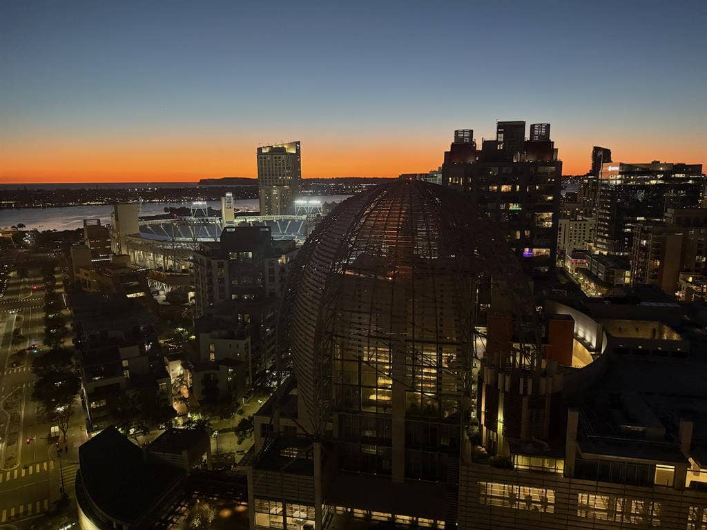 Penthouse Unit with Stunning Views