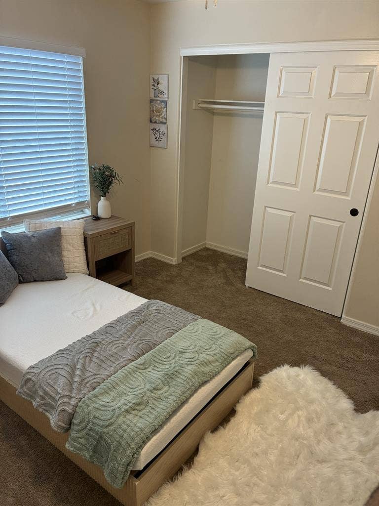 Room for rent