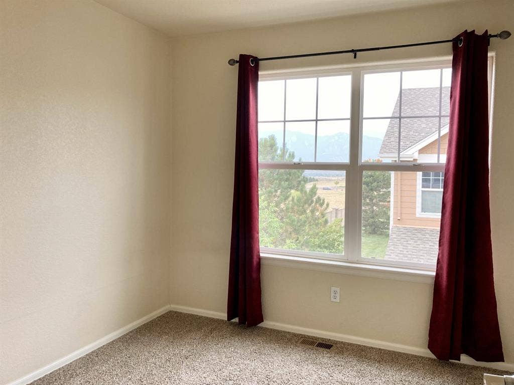 Room near COS airport and Ft Carson