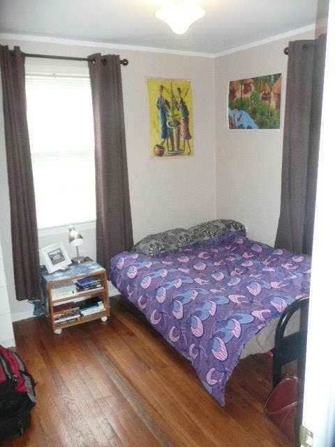 Private Room in East Nashville Home