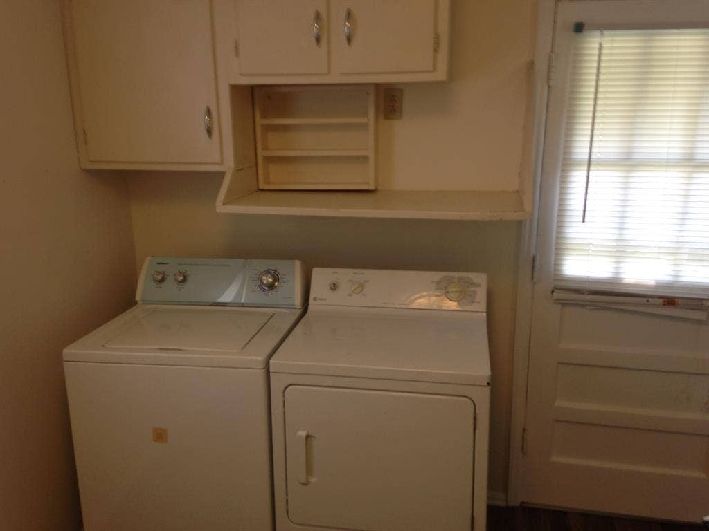 Private Room in East Nashville Home