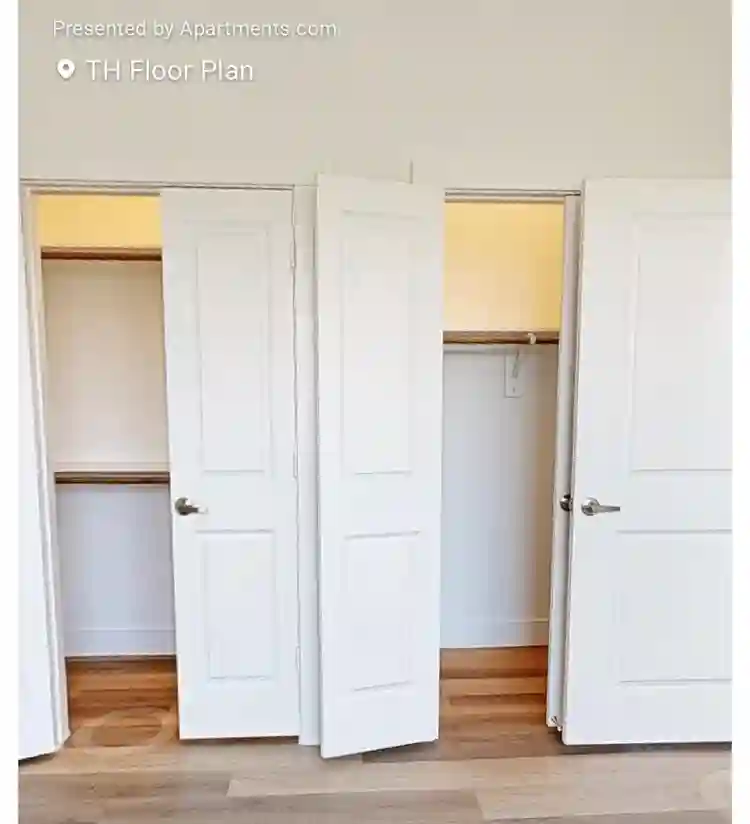 Townhome – Short-Term Lease