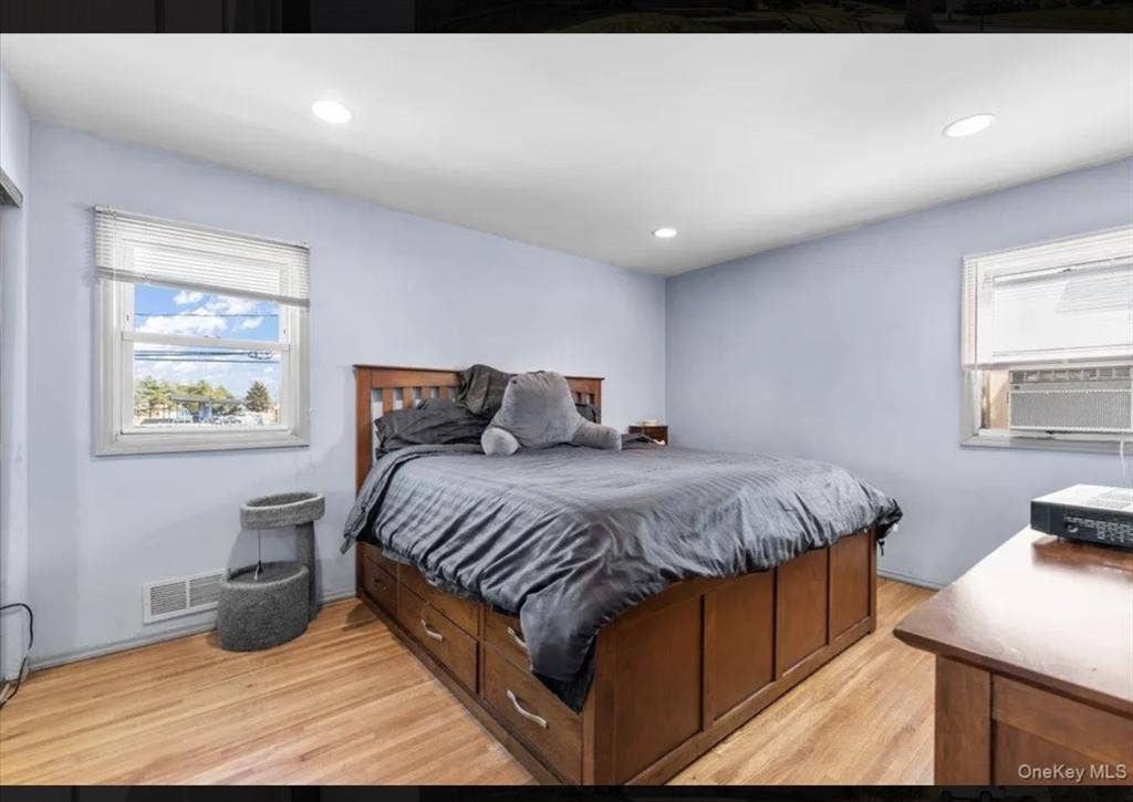3BR/2BA for rent in Plainview