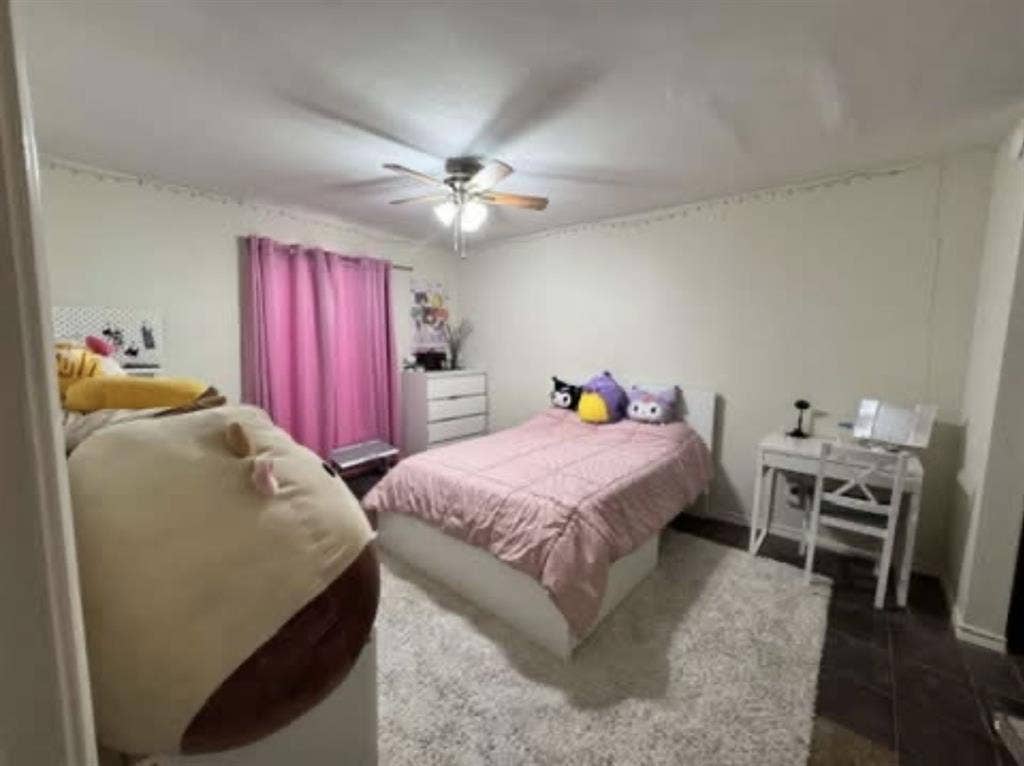 Looking for female roommate!