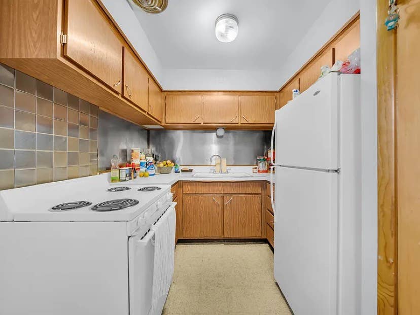I have 1 bedroom apartment for rent