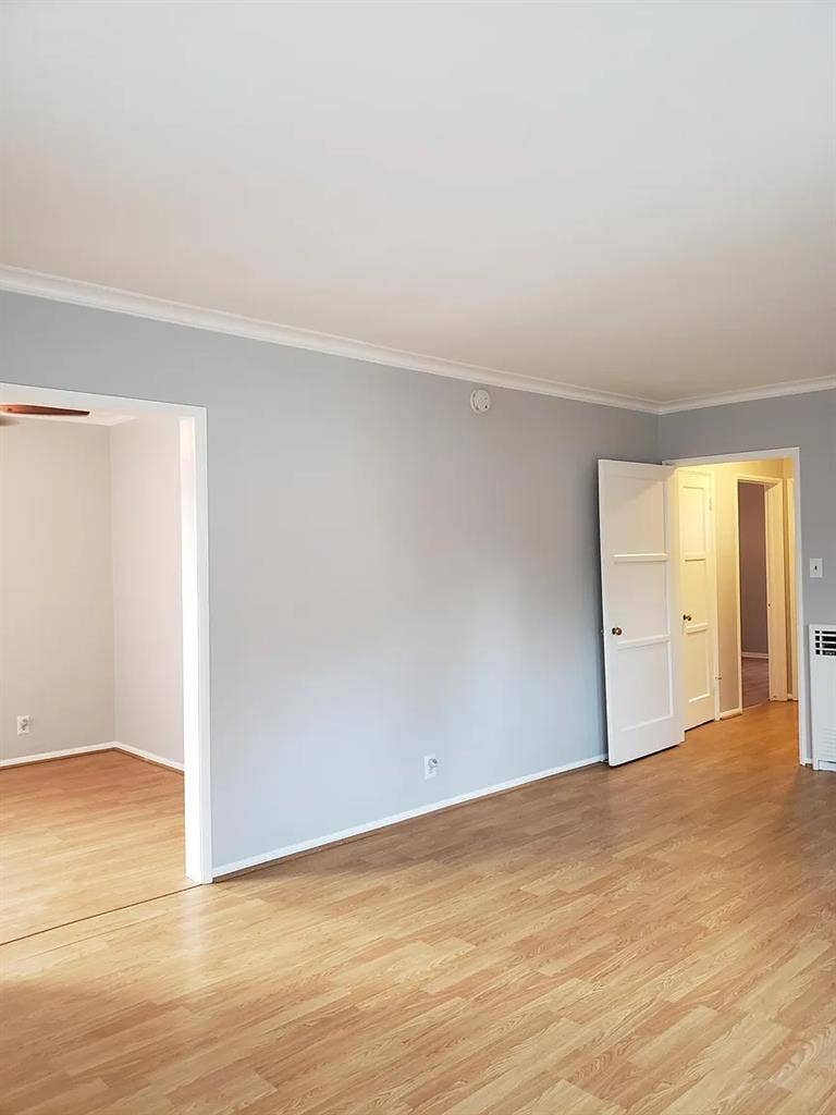 Furnished 2BR Vintage Apartment