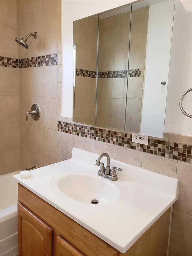 Furnished 2BR Vintage Apartment
