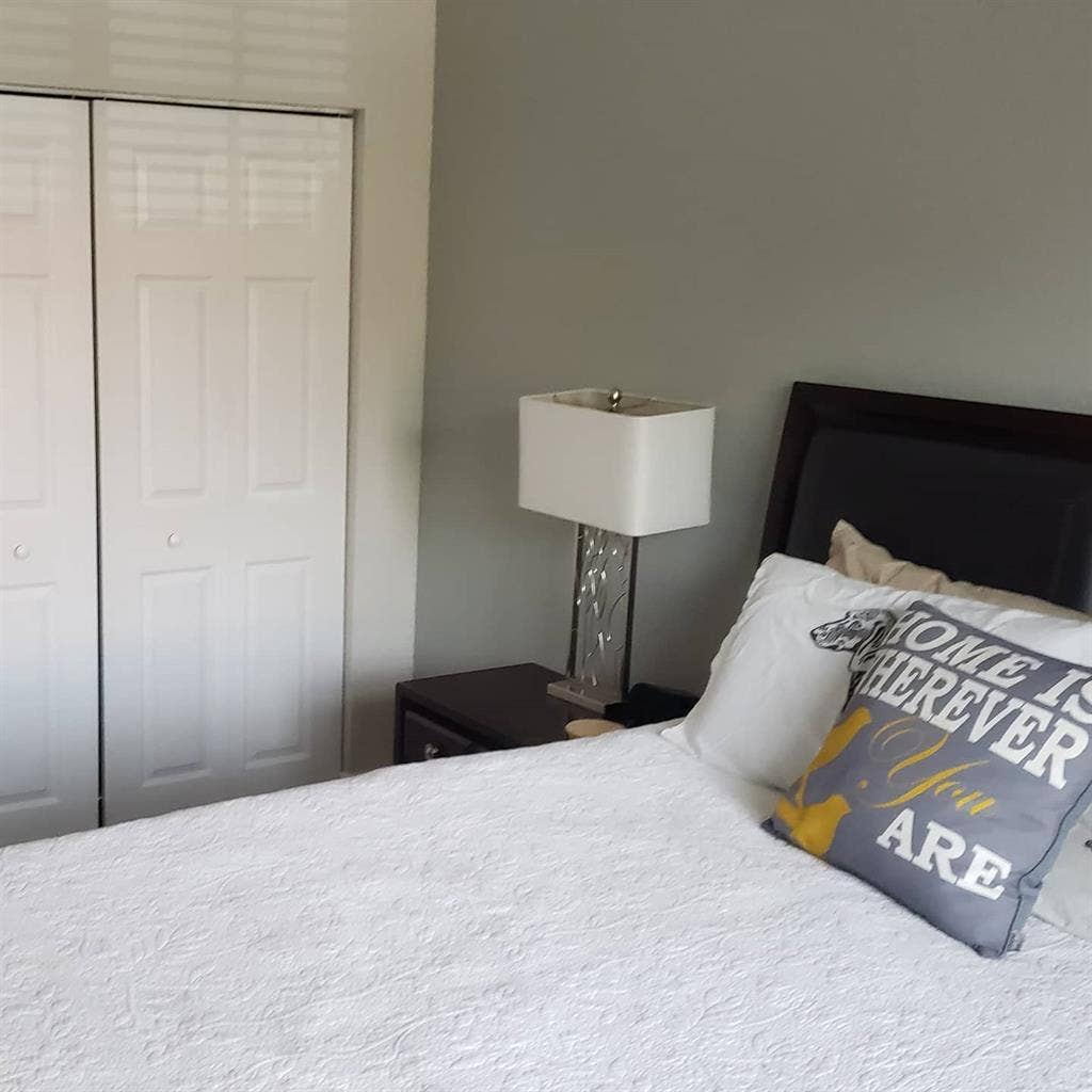 Large (9'x13') Room for Rent.