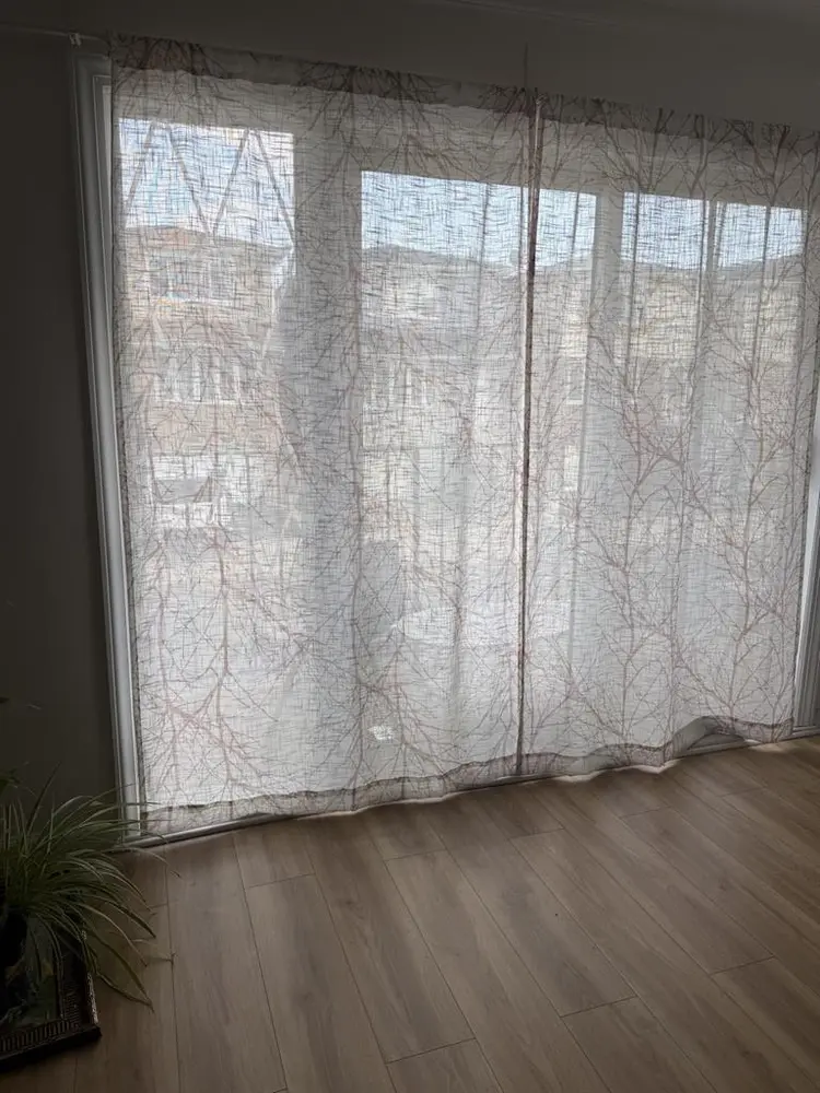 Female roommate wanted