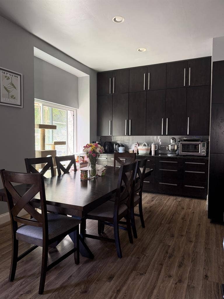 Single Room in SD Townhouse