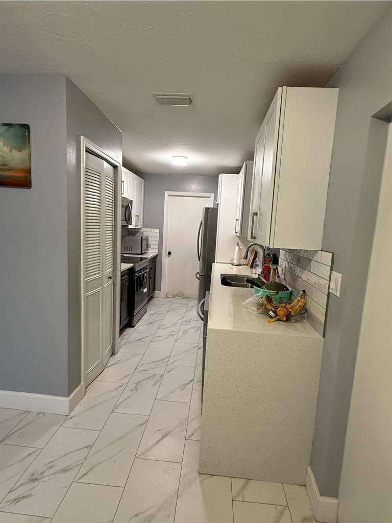 Furnished room for rent