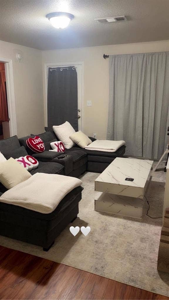 Apartment with everything included