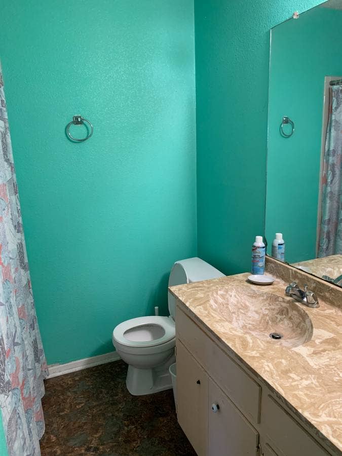 Bedroom & Bath $650 ABP For Female