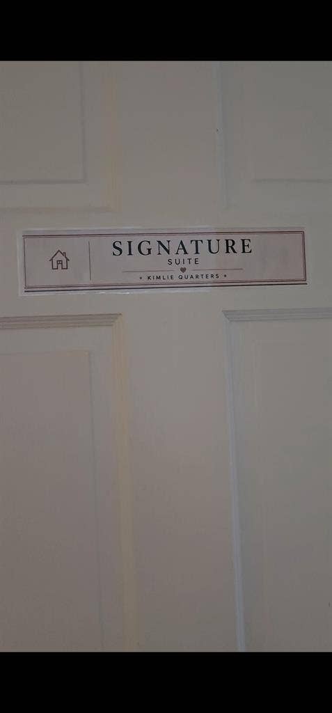 Signature Suite | Kimlie Quarters