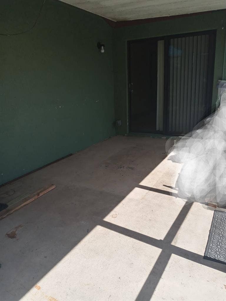 Boca Efficiency Apartment Room Rent