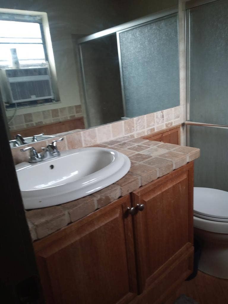 Boca Efficiency Apartment Room Rent